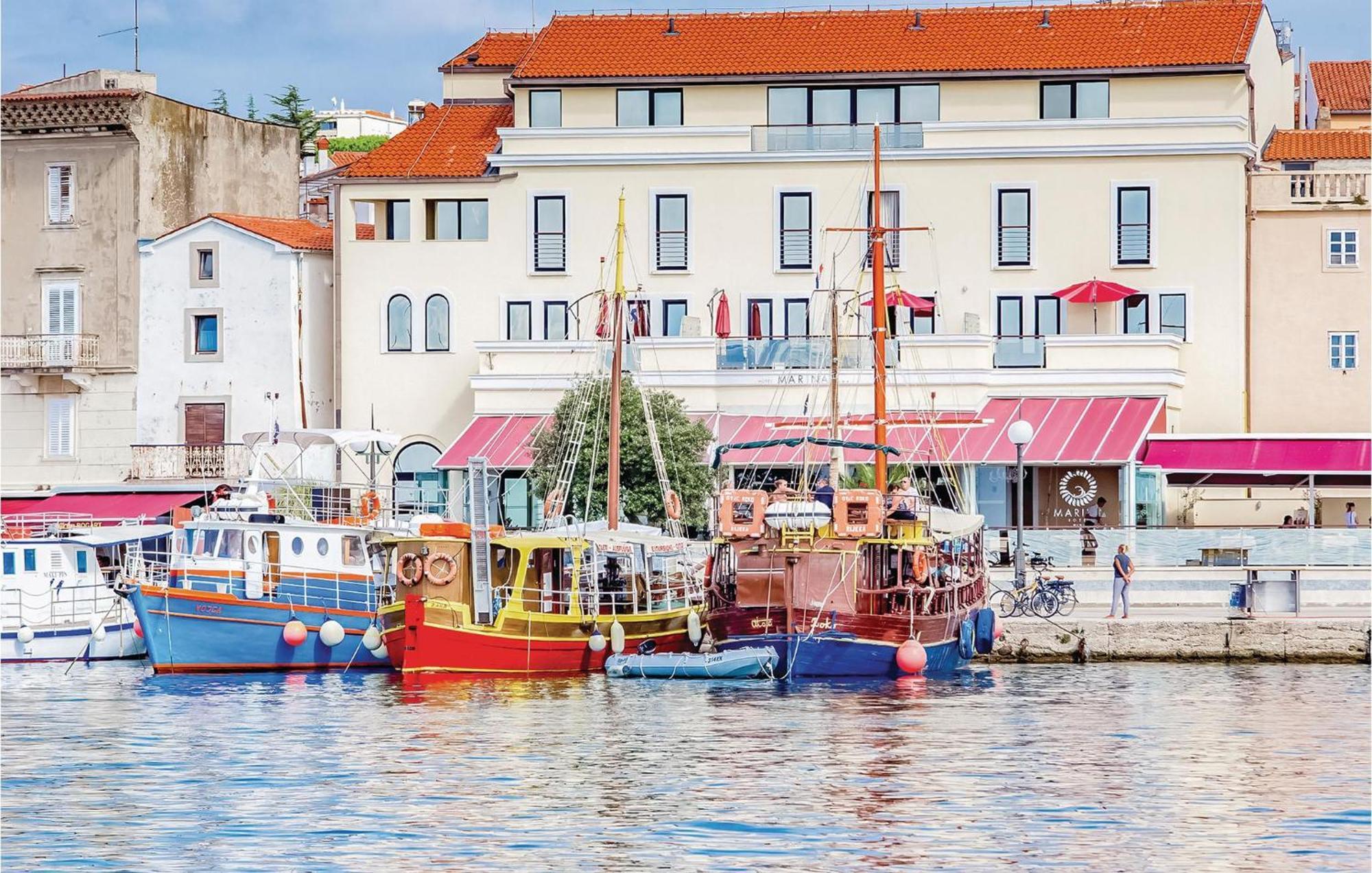 Gorgeous Apartment In Krk With Wifi クルク エクステリア 写真