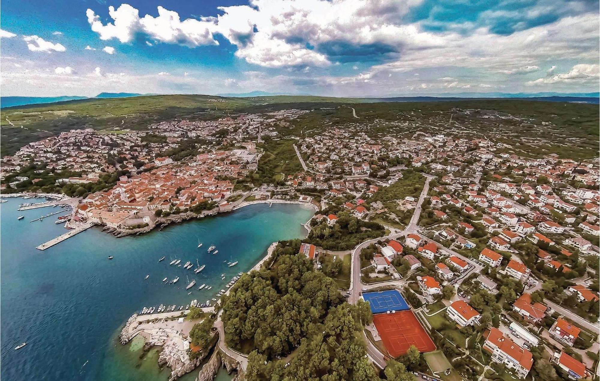 Gorgeous Apartment In Krk With Wifi クルク エクステリア 写真